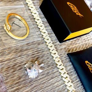 GLD Ice Box 💎 brand new mixed baguette Cuban, baguette bracelet, wolf pendant